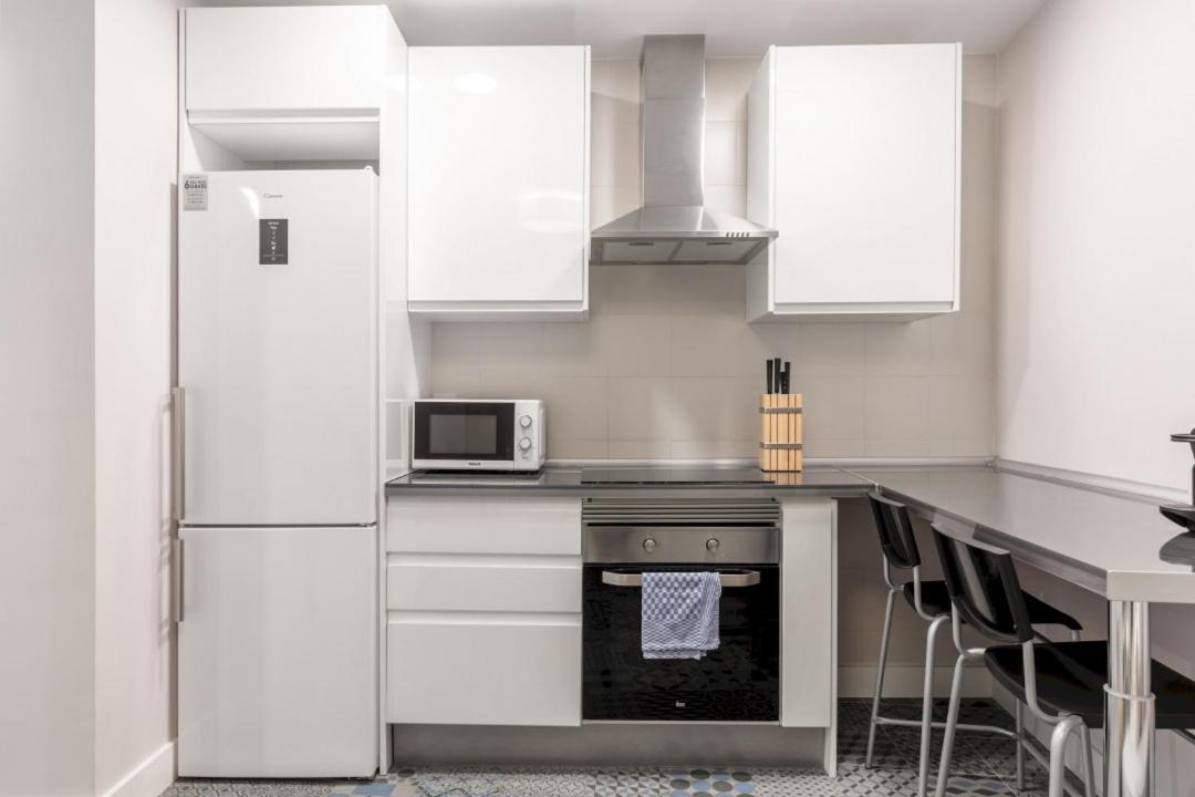 2 Bedrooms 1 Bathroom Furnished - Las Letras - Bright - Mintystay Madrid Esterno foto