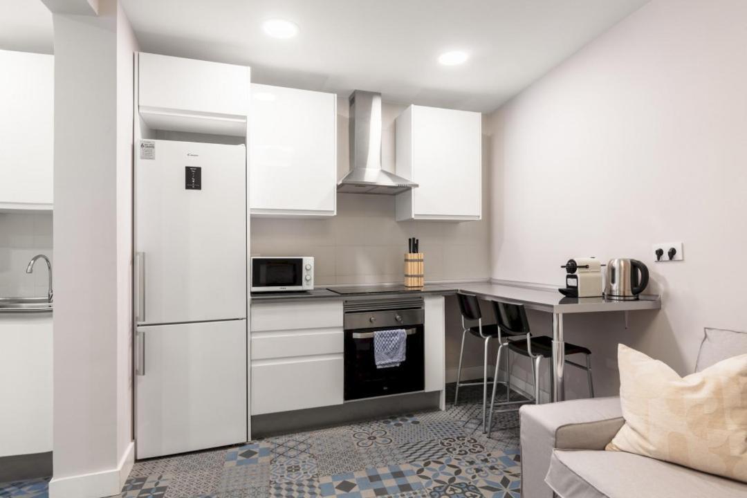 2 Bedrooms 1 Bathroom Furnished - Las Letras - Bright - Mintystay Madrid Esterno foto